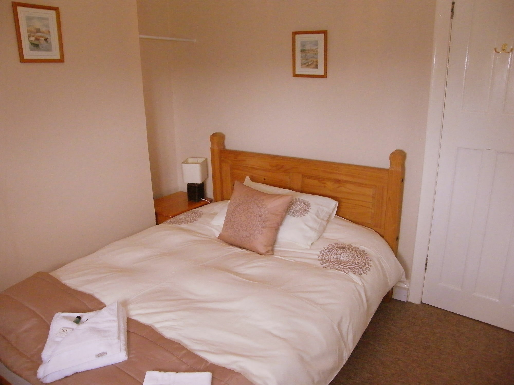 Royal Yeoman B&B Frampton  Exterior photo